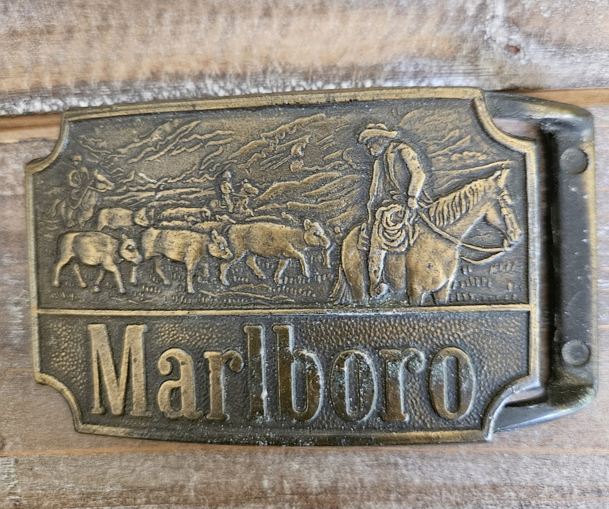 Vintage 1970s Brass Marlboro Cowboy Cattle Drive Belt Buckle VG condition Vintage 1970s Brass Marlboro Cowboy Cattle Drive Belt Buckle VG condition