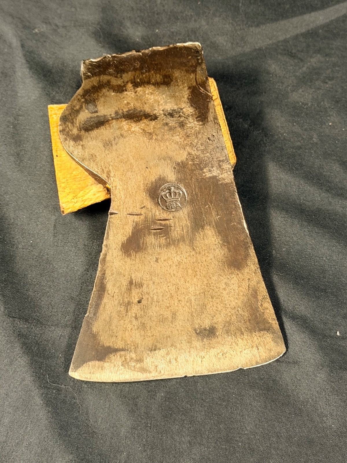 Vintage Gransfors Bruks GBA Swedish Axe Head Crown Stamp 2 lb 85mm Edge Sweden