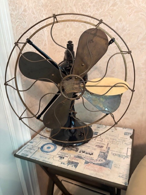 robbins and myers vintage feather oscillating fan 16 inch unrestored robbins and myers vintage feather oscillating fan 16 inch unrestored