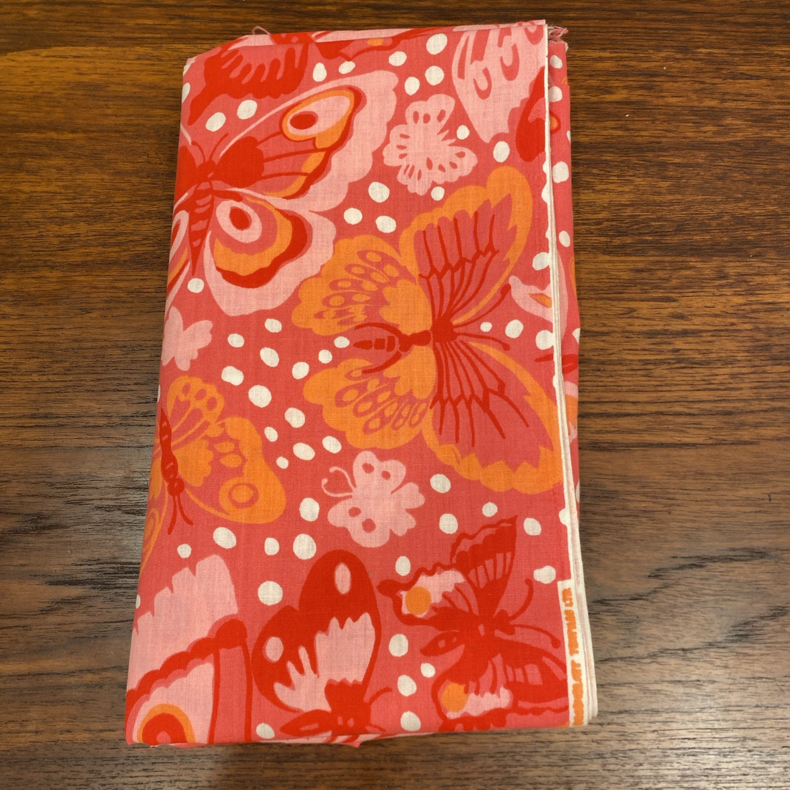 Vintage 70s cotton Fabric bright Pink & orange butterflies 44 Vintage 70s cotton Fabric bright Pink & orange butterflies 44