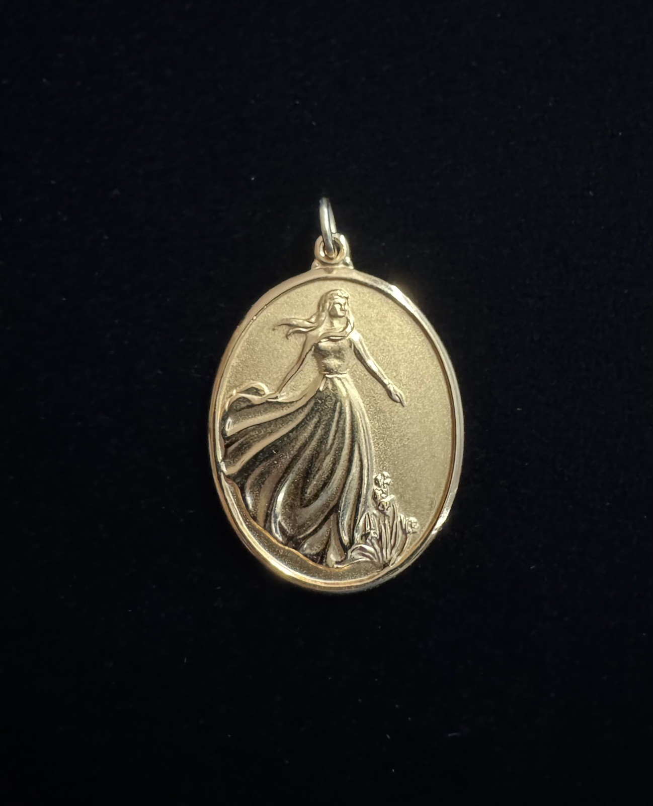 LDS CHURCH YOUNG WOMAN PERSONAL PROGRESS MEDALLION MORMON PENDANT ESTATE NoChain