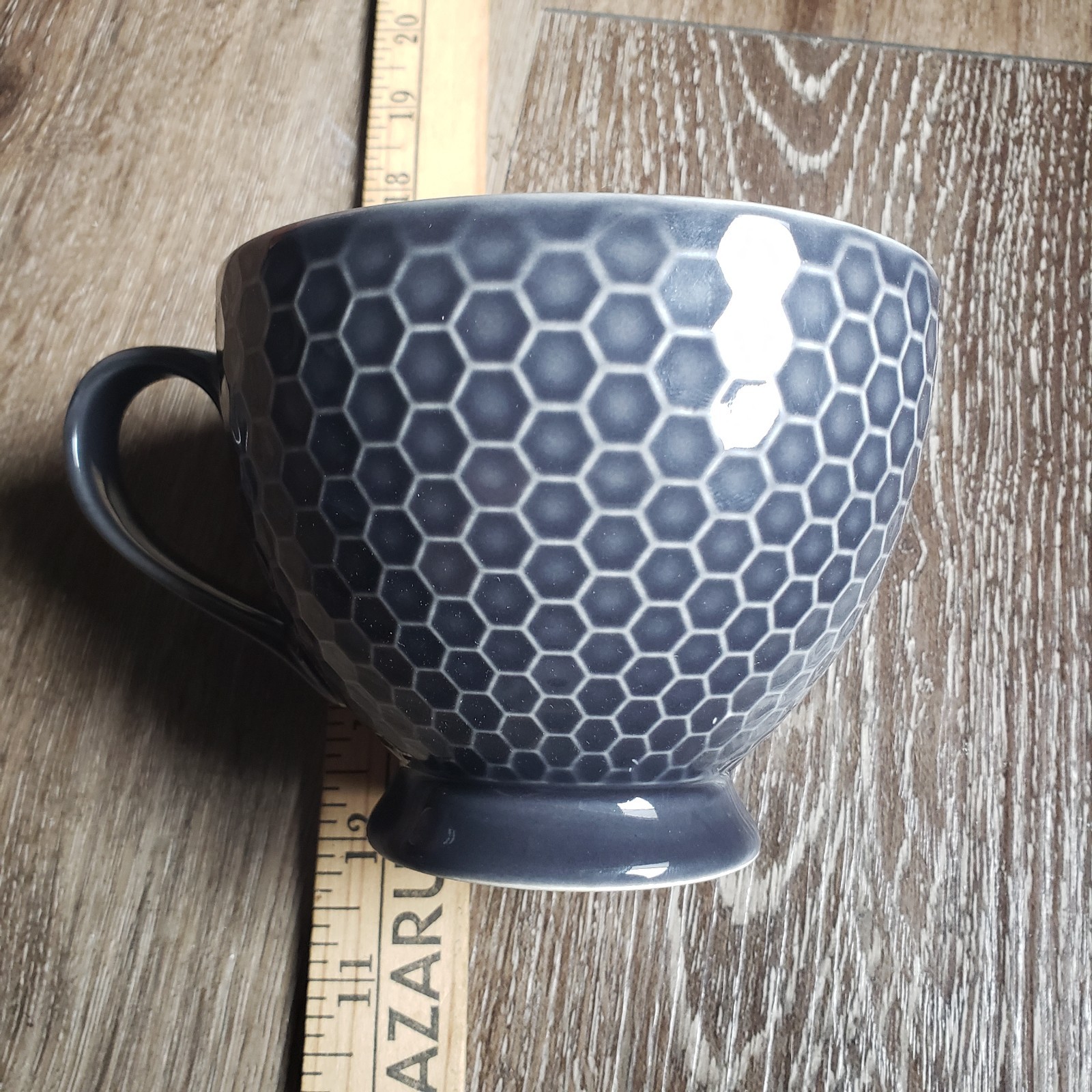 Signature Housewares Coffee Mugs Honeycomb Pattern Signature Housewares Coffee Mugs Honeycomb Pattern