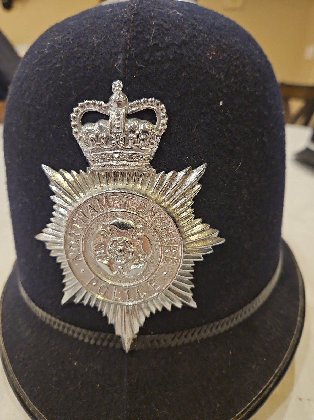 Vintage Northamptonshire Police Custodian Helmet British Bobby Rose Top Hat Vintage Northamptonshire Police Custodian Helmet British Bobby Rose Top Hat