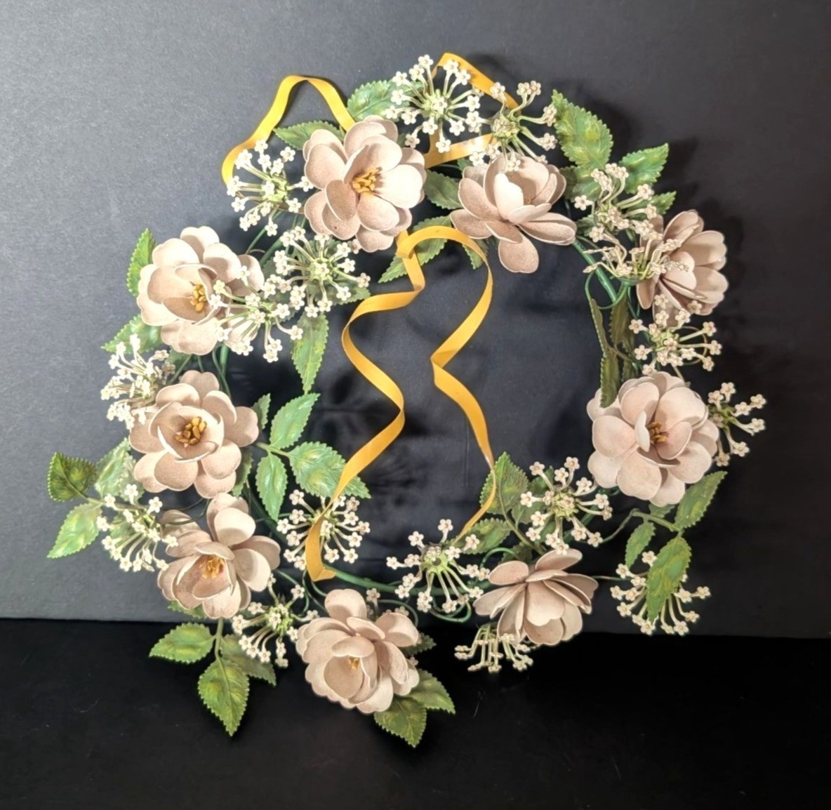 Vintage Toleware Metal Flower Wreath Wall Decor Pink Flowers Queen Anne's Lace Vintage Toleware Metal Flower Wreath Wall Decor Pink Flowers Queen Anne's Lace