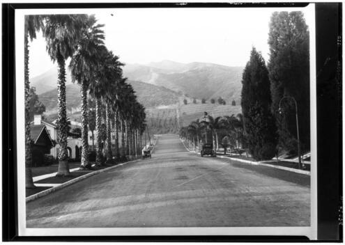 Wide residential street in Glendale California Old Photo Wide residential street in Glendale California Old Photo