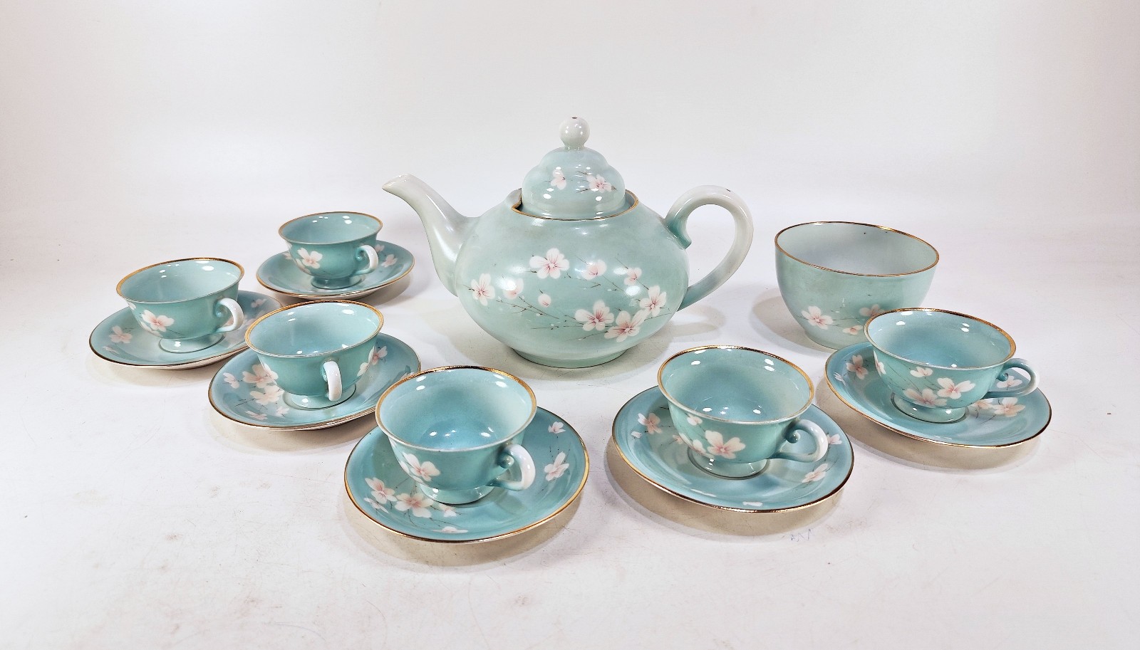 HEREND PAINTER ÉVA BAKOS TEA SET FOR 6, HANDPAINTED PORCELAIN  (A054)