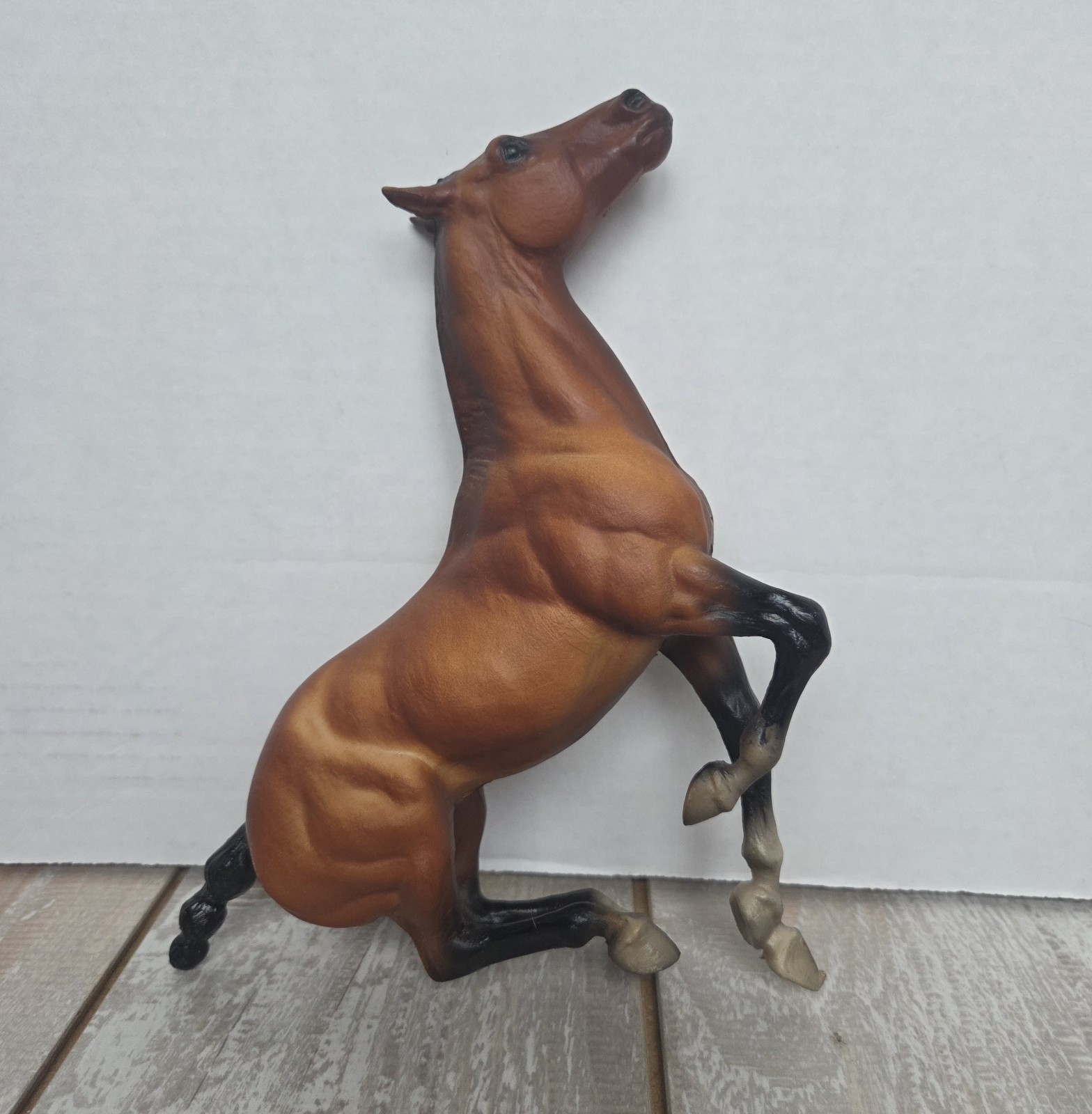 Vintage Breyer Model Horse Figurine Made In The USA Vintage Breyer Model Horse Figurine Made In The USA