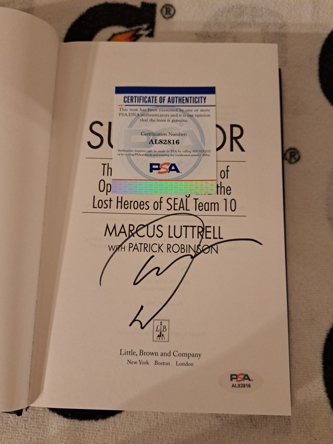 MARCUS LUTTRELL SIGNED BOOK THE LONE SURVIVOR Seal Team 10 HCDJ PSA DNA COA NAVY MARCUS LUTTRELL SIGNED BOOK THE LONE SURVIVOR Seal Team 10 HCDJ PSA DNA COA NAVY