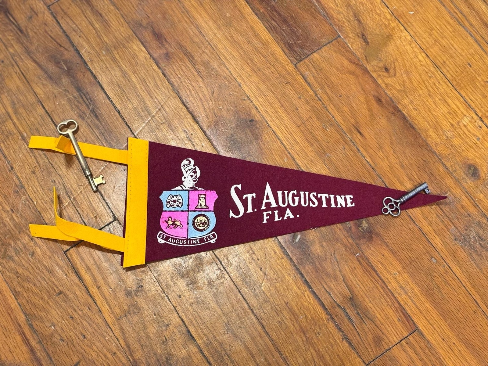 Vintage ST. AUGUSTINE FLORIDA CITY GATES Pennant 27\ Vintage ST. AUGUSTINE FLORIDA CITY GATES Pennant 27\