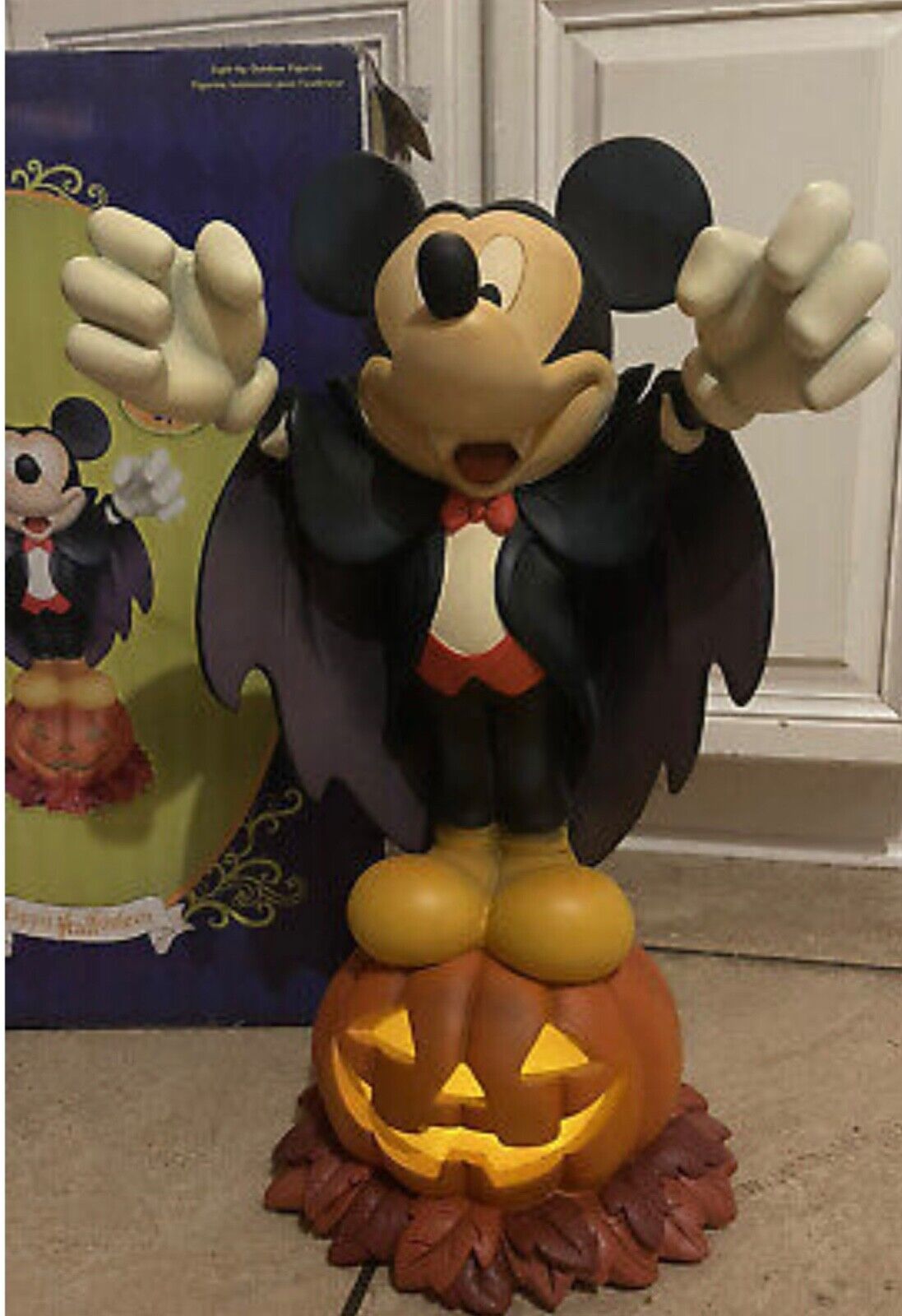 Mint Disney Store Halloween Mickey Mouse Vampire Light Up Figure RARE Dracula - 
