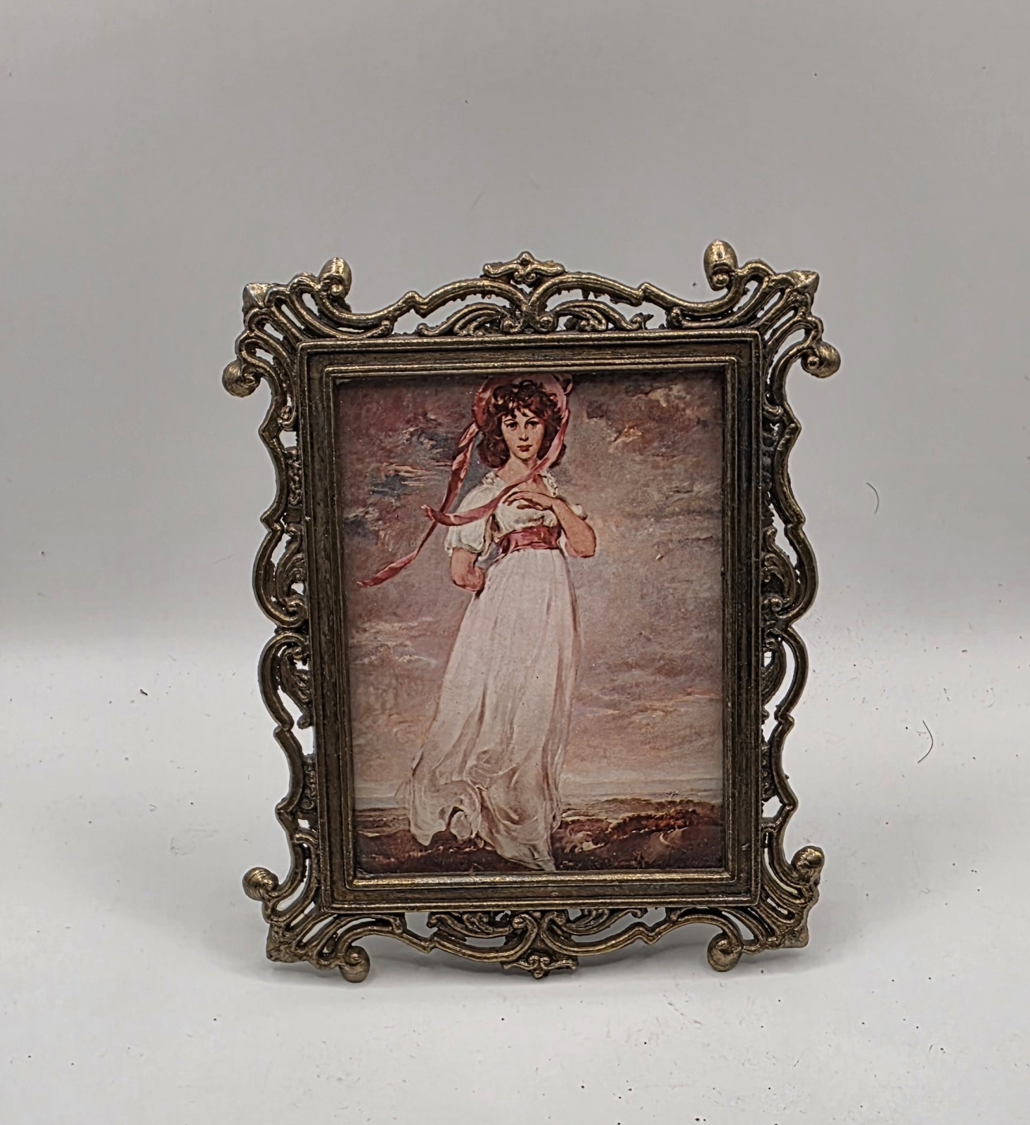 Vintage Made in Italy Ornate Oval Metal Picture Frame 3x2 Baroque Gold Bronze Vintage Made in Italy Ornate Oval Metal Picture Frame 3x2 Baroque Gold Bronze