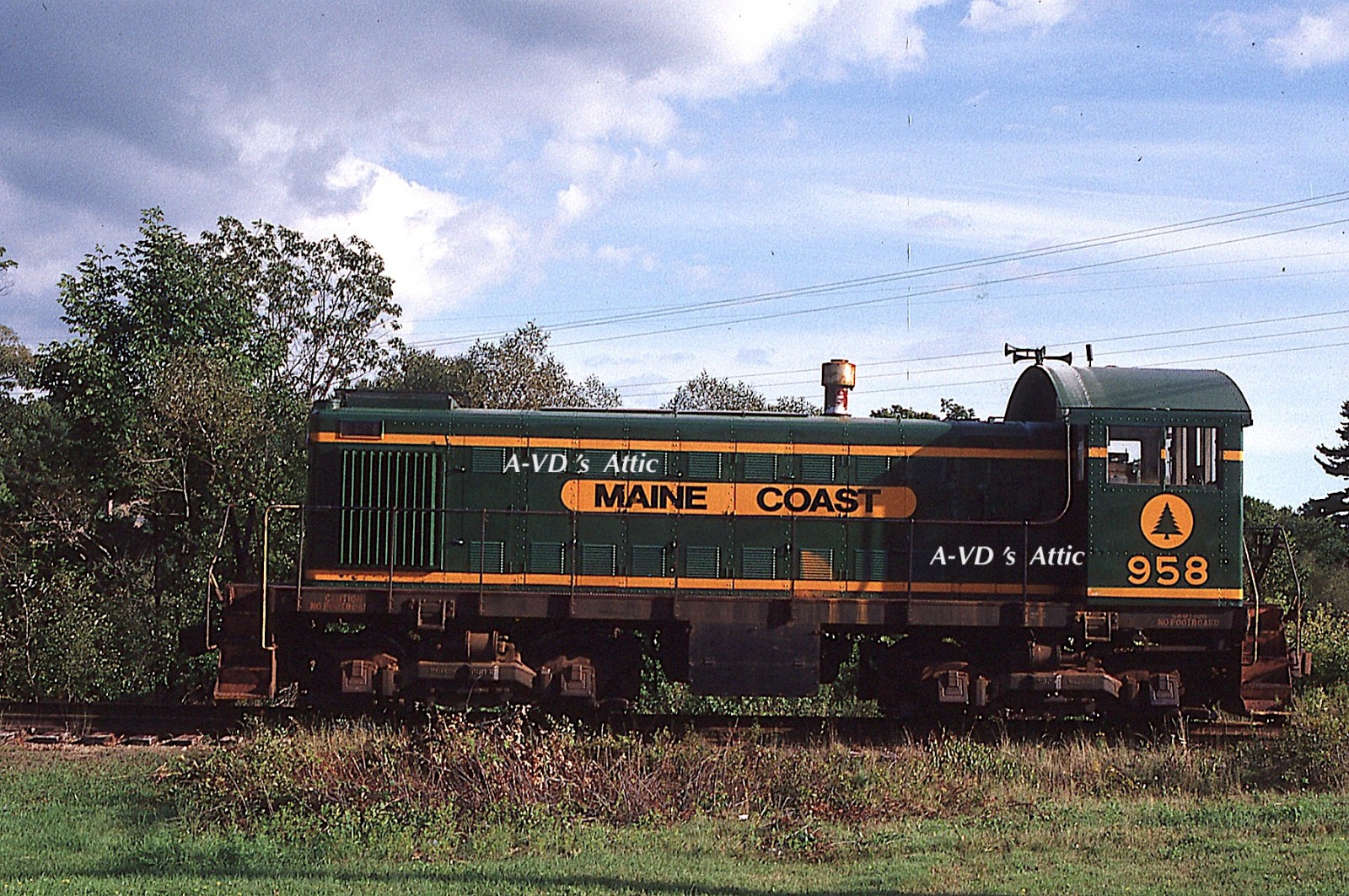 BIN  Orig slide MCER Maine Coast S1 958 near Bath Maine 1991