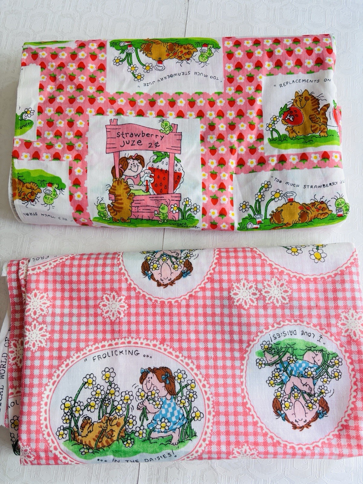 VTG BARBARA ALEXANDER GIRL&CAT PINK DAISIES STRAWBERRY JUZE PRINT REMNANT FABRIC VTG BARBARA ALEXANDER GIRL&CAT PINK DAISIES STRAWBERRY JUZE PRINT REMNANT FABRIC