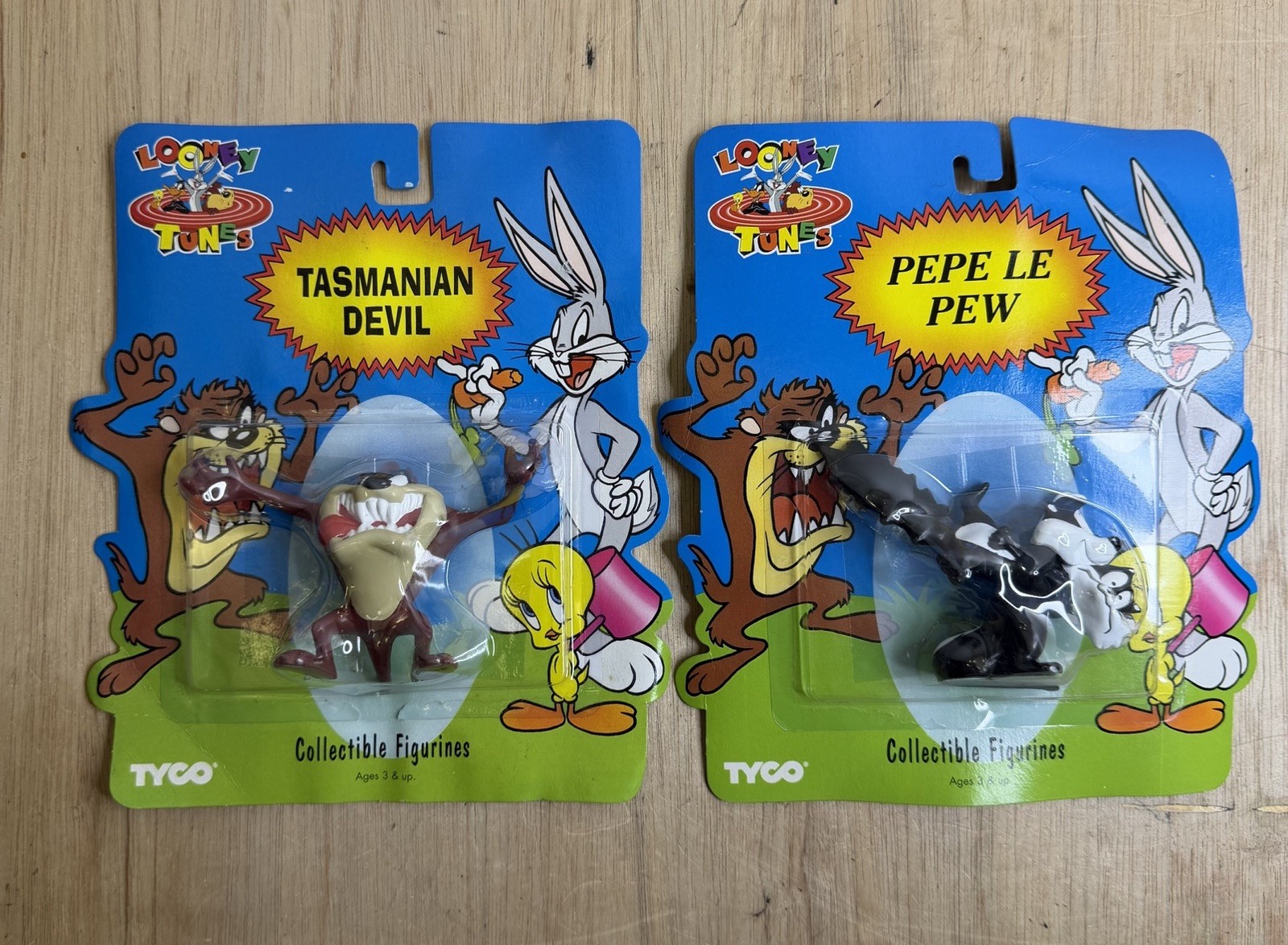 VTG 1994 TYCO LOONEY TUNES TASMANIAN DEVIL & PEPE LE PEW PVC FIGURE LOT NEW VTG 1994 TYCO LOONEY TUNES TASMANIAN DEVIL & PEPE LE PEW PVC FIGURE LOT NEW