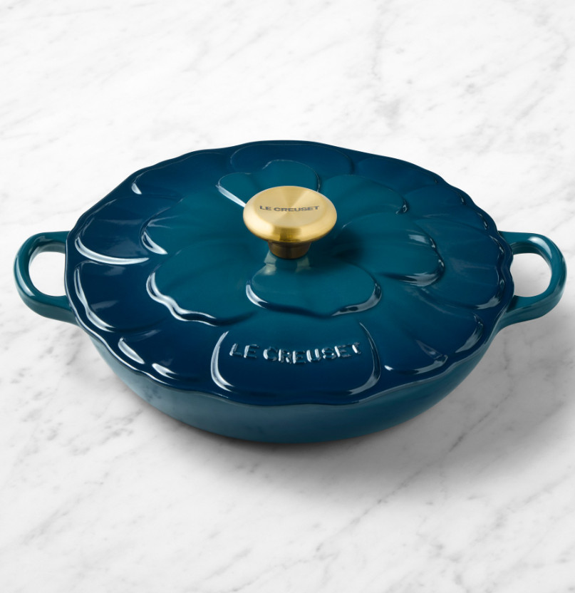 Le Creuset Enameled Cast Iron Petal Braiser, 2.25-Qt / FULL COLOR Le Creuset Enameled Cast Iron Petal Braiser, 2.25-Qt / FULL COLOR