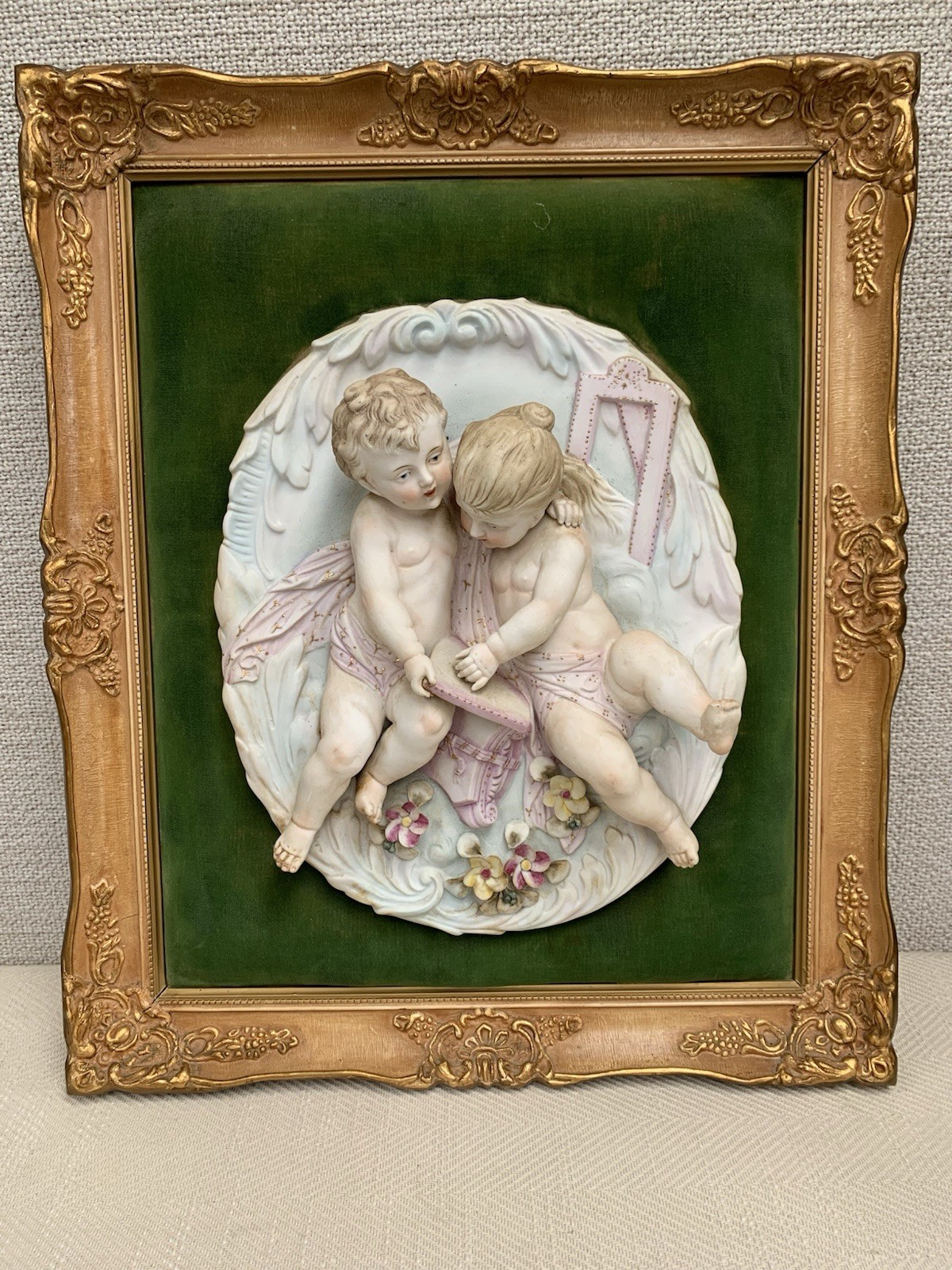 Vtg Victorian Bas Relief Ceramic Winged? Cherubs on Velvet Ornate Frame Vtg Victorian Bas Relief Ceramic Winged? Cherubs on Velvet Ornate Frame