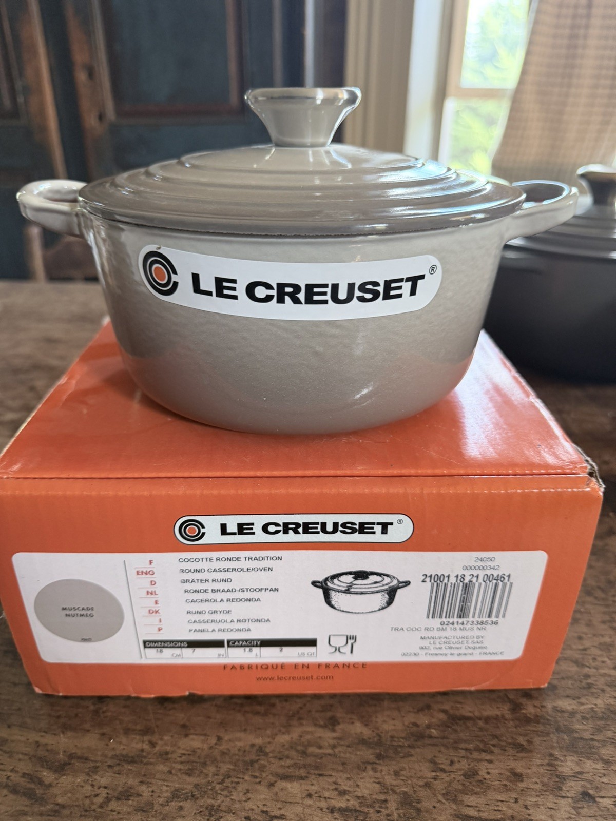 Le Creuset Le Creuset Cocotte Ronde Nutmeg 18cm(7.09 inches) Le Creuset Le Creuset Cocotte Ronde Nutmeg 18cm(7.09 inches)