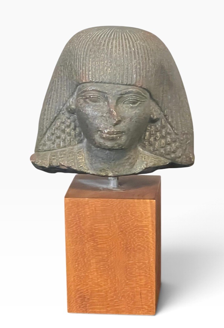 Metropolitan Museum of Art Egypt Head Bust”Man with Round Wig” Repro Wood Base Metropolitan Museum of Art Egypt Head Bust”Man with Round Wig” Repro Wood Base