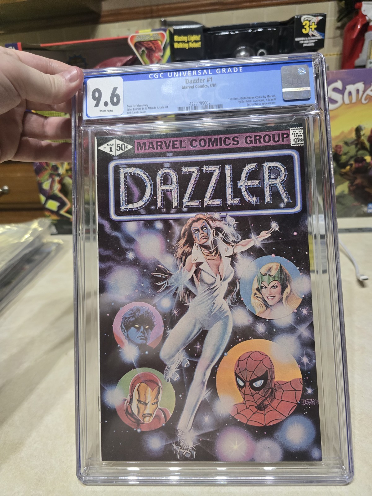 Dazzler 1 (1981) - Marvel Comics Bronze Age key 1st own title - CGC 9.6 NM+ Dazzler 1 (1981) - Marvel Comics Bronze Age key 1st own title - CGC 9.6 NM+