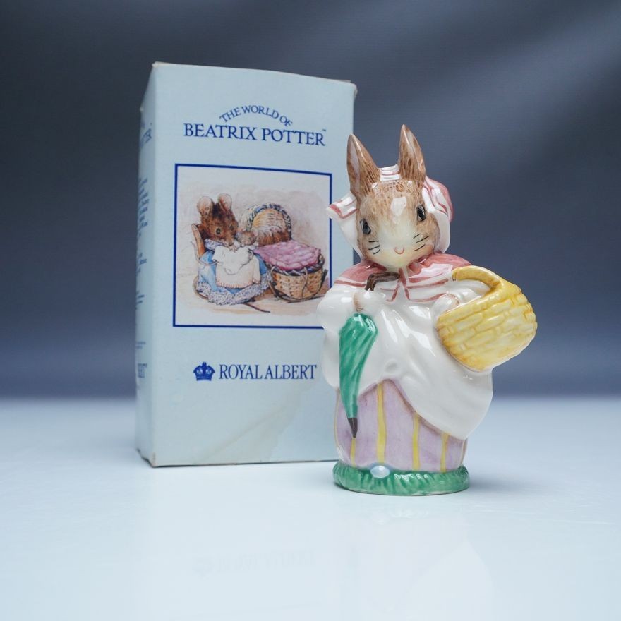 Royal Albert Beatrix Potter Mrs Rabbit Made England 1989 -original box Royal Albert Beatrix Potter Mrs Rabbit Made England 1989 -original box