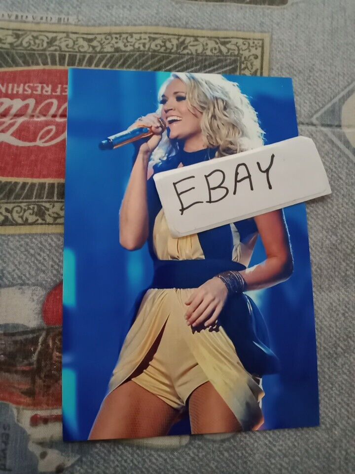 CARRIE UNDERWOOD, BEAUTIFUL GLOSSY COLOR  4X6 PHOTO BRAND NEW