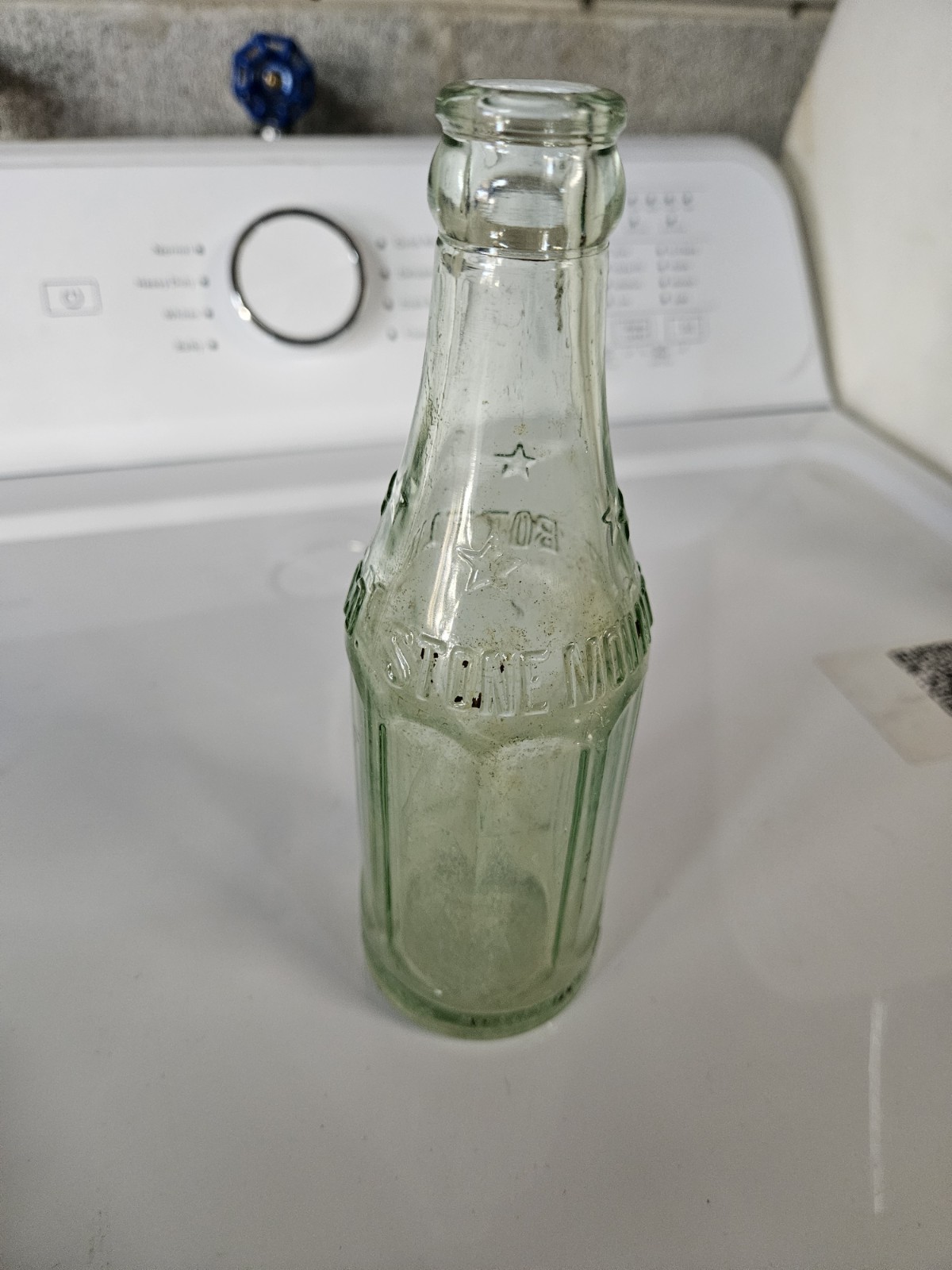 EXTREMELY RARE STONE MOUNTAIN BOTTLING CO. Glass Bottle EXTREMELY RARE STONE MOUNTAIN BOTTLING CO. Glass Bottle
