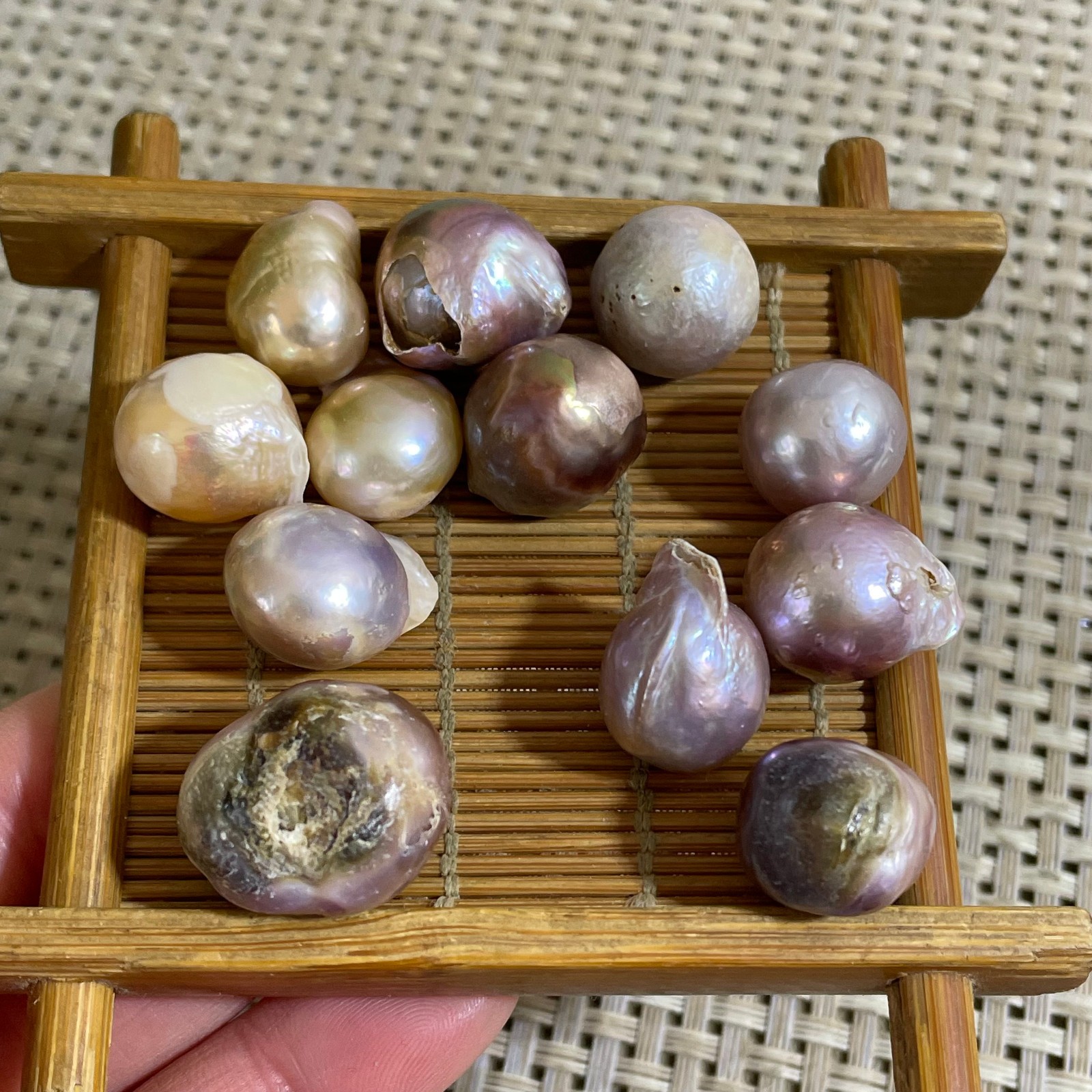 12pcs 45g Genuine Large Baroque Freshwater Pearl Cultured Loose Bead Not Drilled 12pcs 45g Genuine Large Baroque Freshwater Pearl Cultured Loose Bead Not Drilled