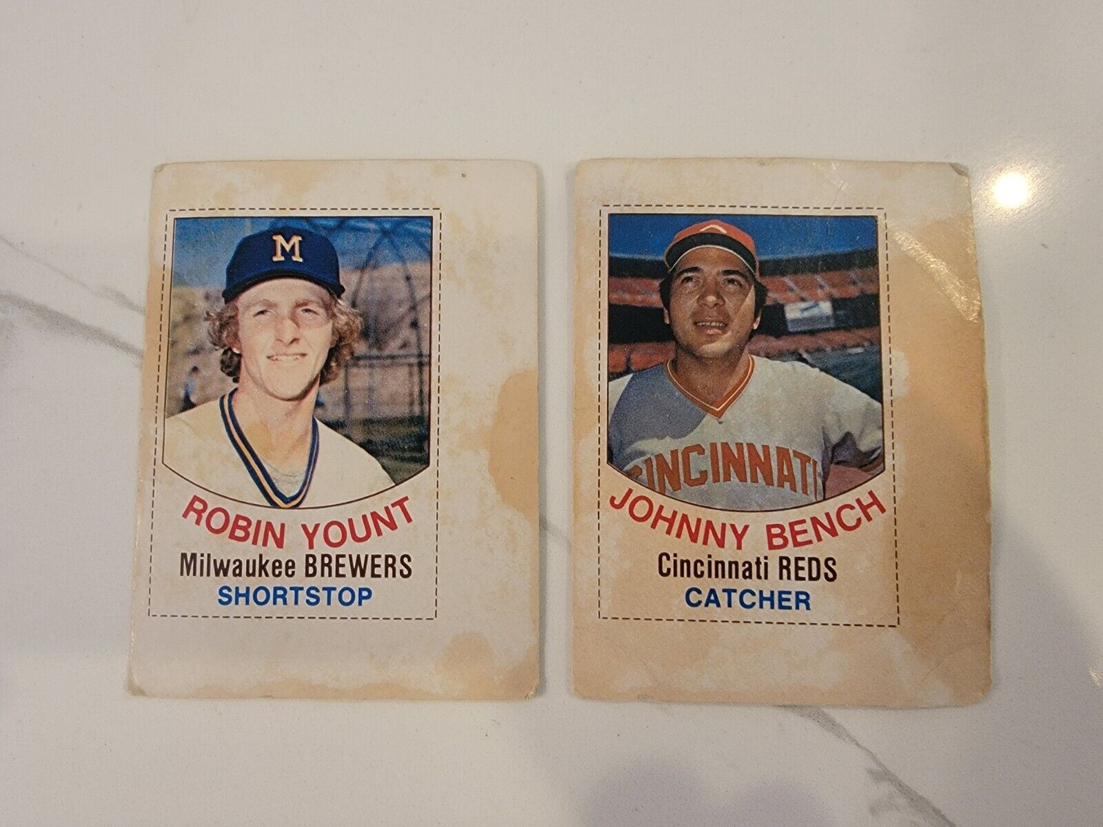 1977 HOSTESS #6 JOHNNY BENCH & #34 Robin Yount Baseball Cards - UNCUT