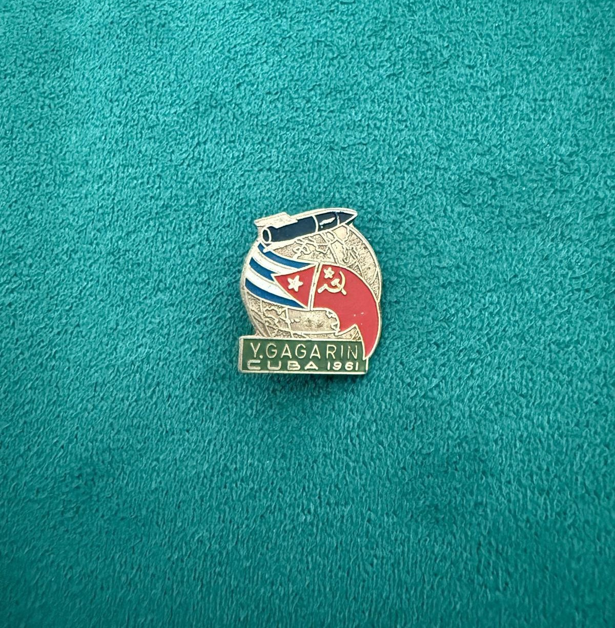 Vintage 1961 Cuba Cuban Yuri Gagarin Soviet Space Cosmonaut Enamel Pin Badge Vintage 1961 Cuba Cuban Yuri Gagarin Soviet Space Cosmonaut Enamel Pin Badge