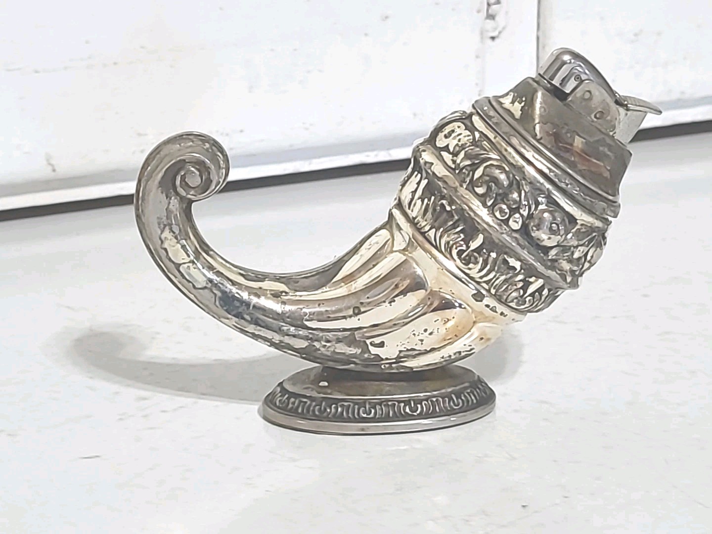  Vintage Evan’s Table Top  Cornucopia Lighter Silverplate.