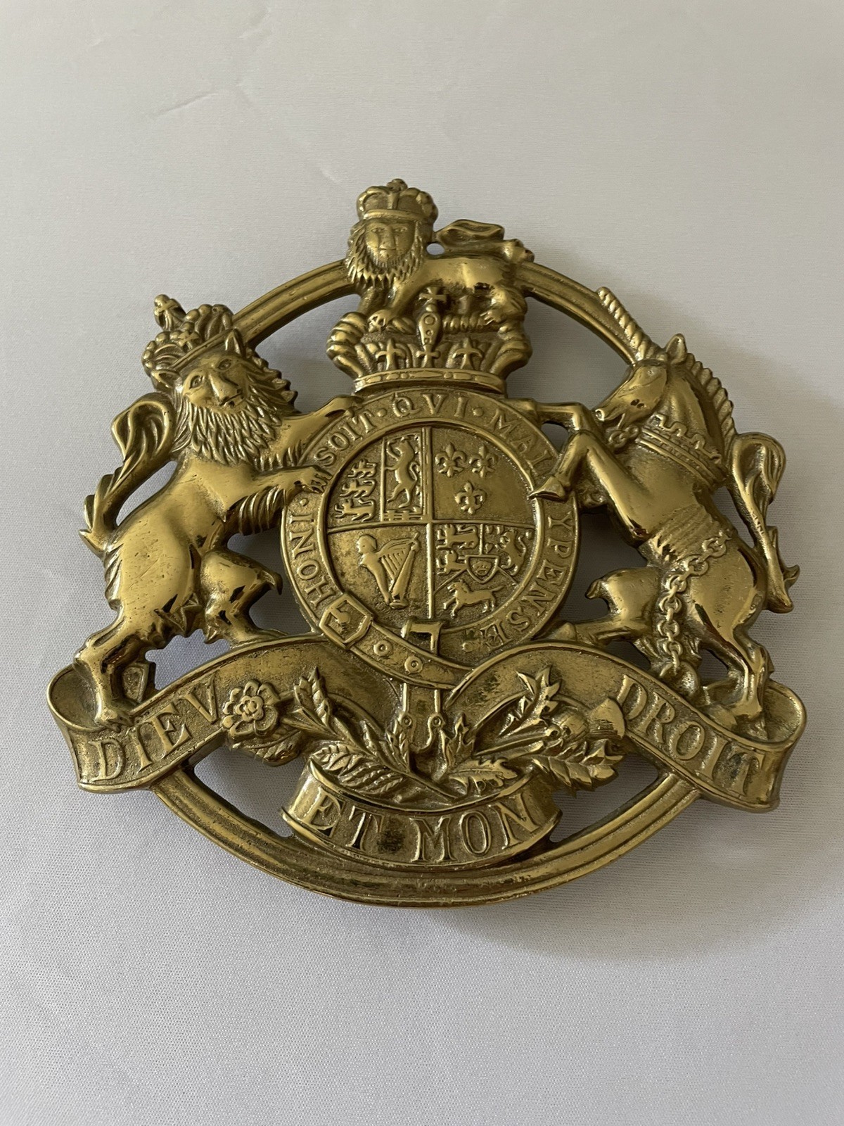 Vintage Solid Brass Virginia Metalcrafters Kings Arms Trivet 1953 Vintage Solid Brass Virginia Metalcrafters Kings Arms Trivet 1953