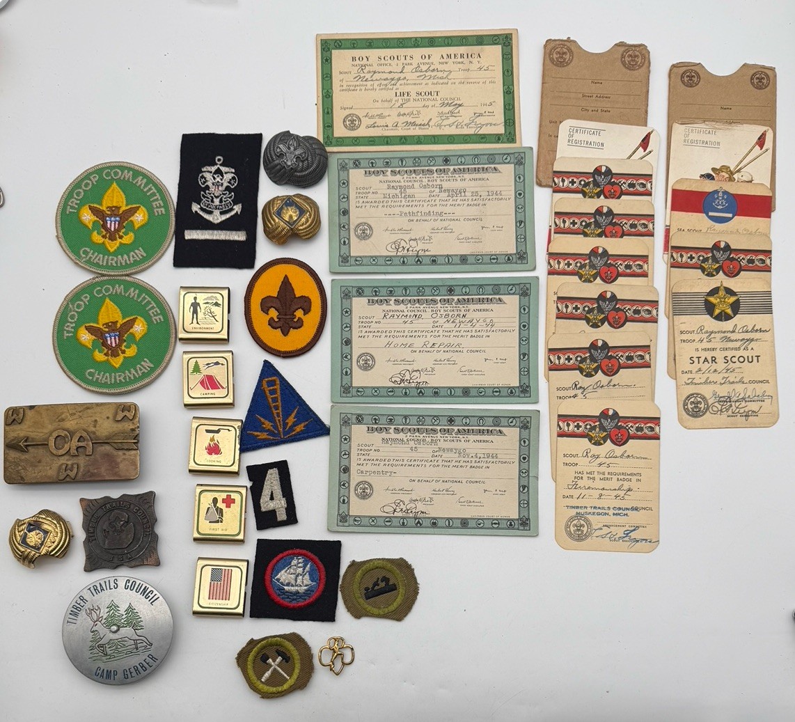 VTG 1940's WWII BSA Boy Scout Lot. Slides, Merit Badges Timber Trails MI VTG 1940's WWII BSA Boy Scout Lot. Slides, Merit Badges Timber Trails MI