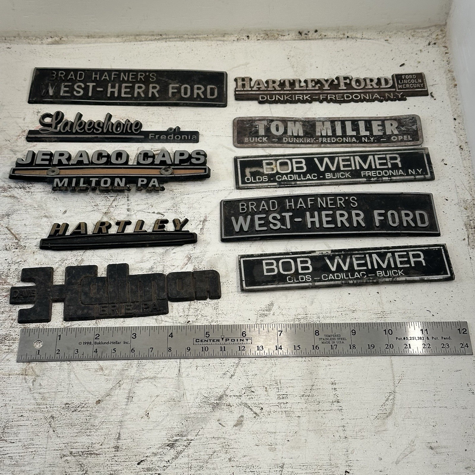 Lot Of 10 Vintage Plastic Car Dealership Advertising License Plate Toppers Lot Of 10 Vintage Plastic Car Dealership Advertising License Plate Toppers