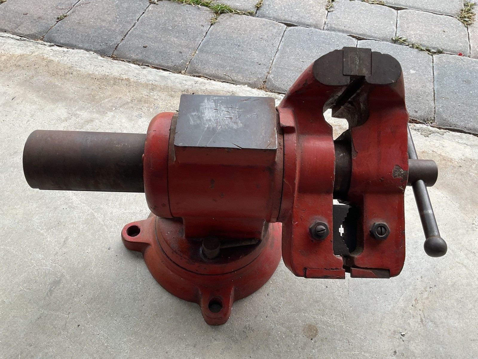 Vtg 5” Combination Rotating Bench Vise Large 60 Pound Vtg 5” Combination Rotating Bench Vise Large 60 Pound