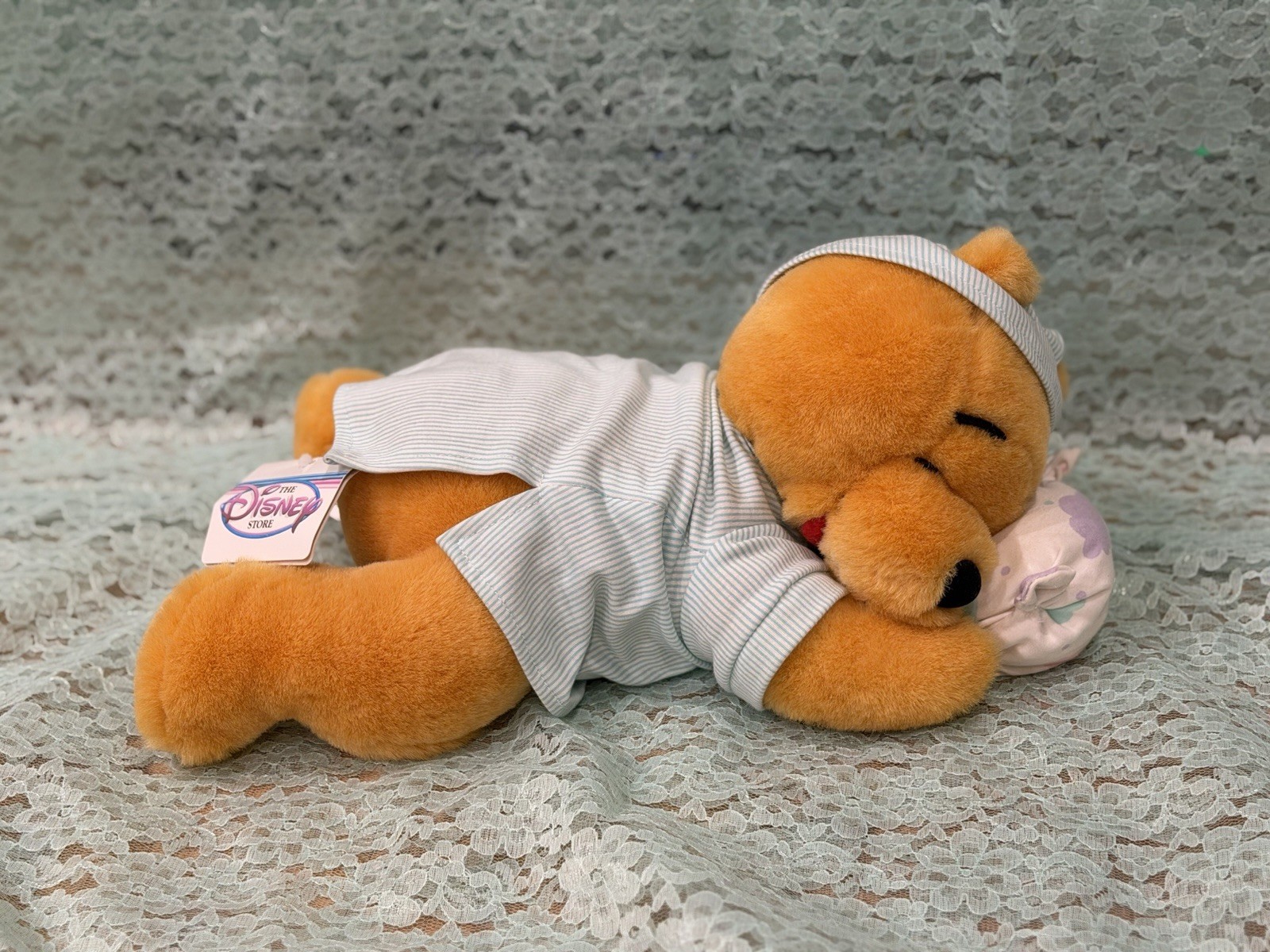NOS Vintage Disney Winnie The Pooh Sleeping Pooh Bear Plush Stuffed MUSIC WORKS NOS Vintage Disney Winnie The Pooh Sleeping Pooh Bear Plush Stuffed MUSIC WORKS