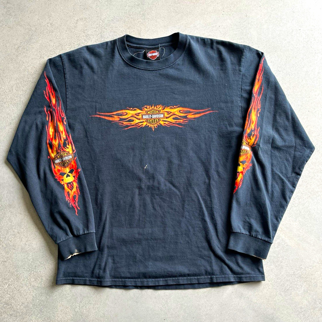 Harley-Davidson Black Long Sleeve Graphic T-Shirt Flame Skull Sleeve Print L Harley-Davidson Black Long Sleeve Graphic T-Shirt Flame Skull Sleeve Print L