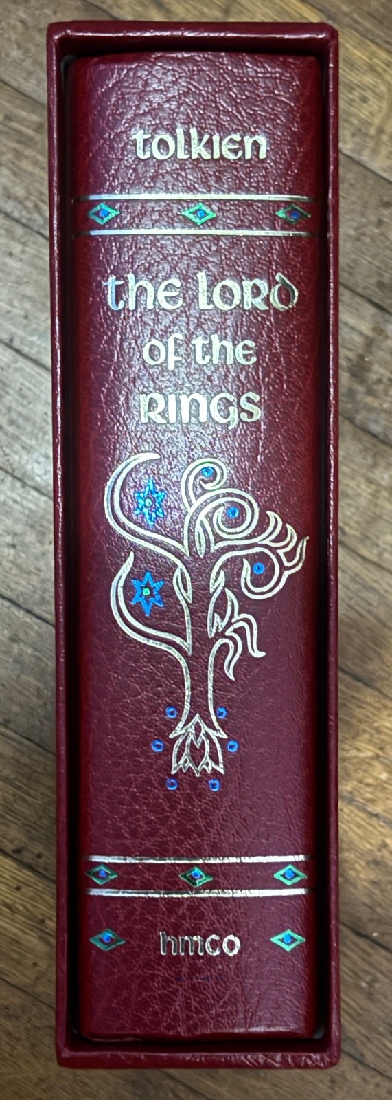 J.R.R. Tolkien Lord of the Rings Collector's Edition 1987 Red Leather with Map J.R.R. Tolkien Lord of the Rings Collector's Edition 1987 Red Leather with Map