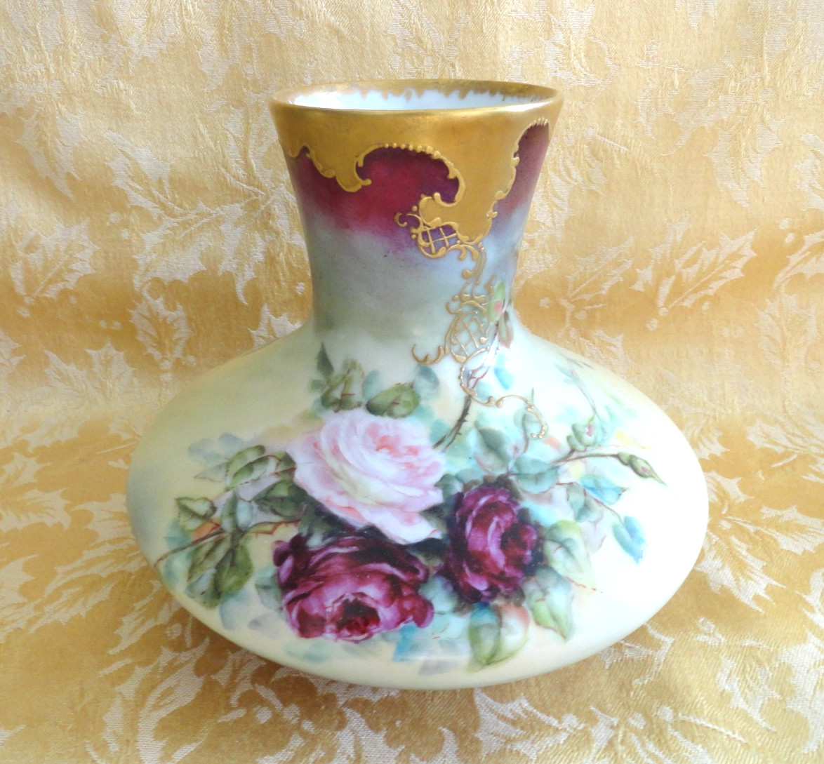 Antique T & V France Vase Red/Pink Roses With Gold Gilt Ca. 1892-1907 Antique T & V France Vase Red/Pink Roses With Gold Gilt Ca. 1892-1907