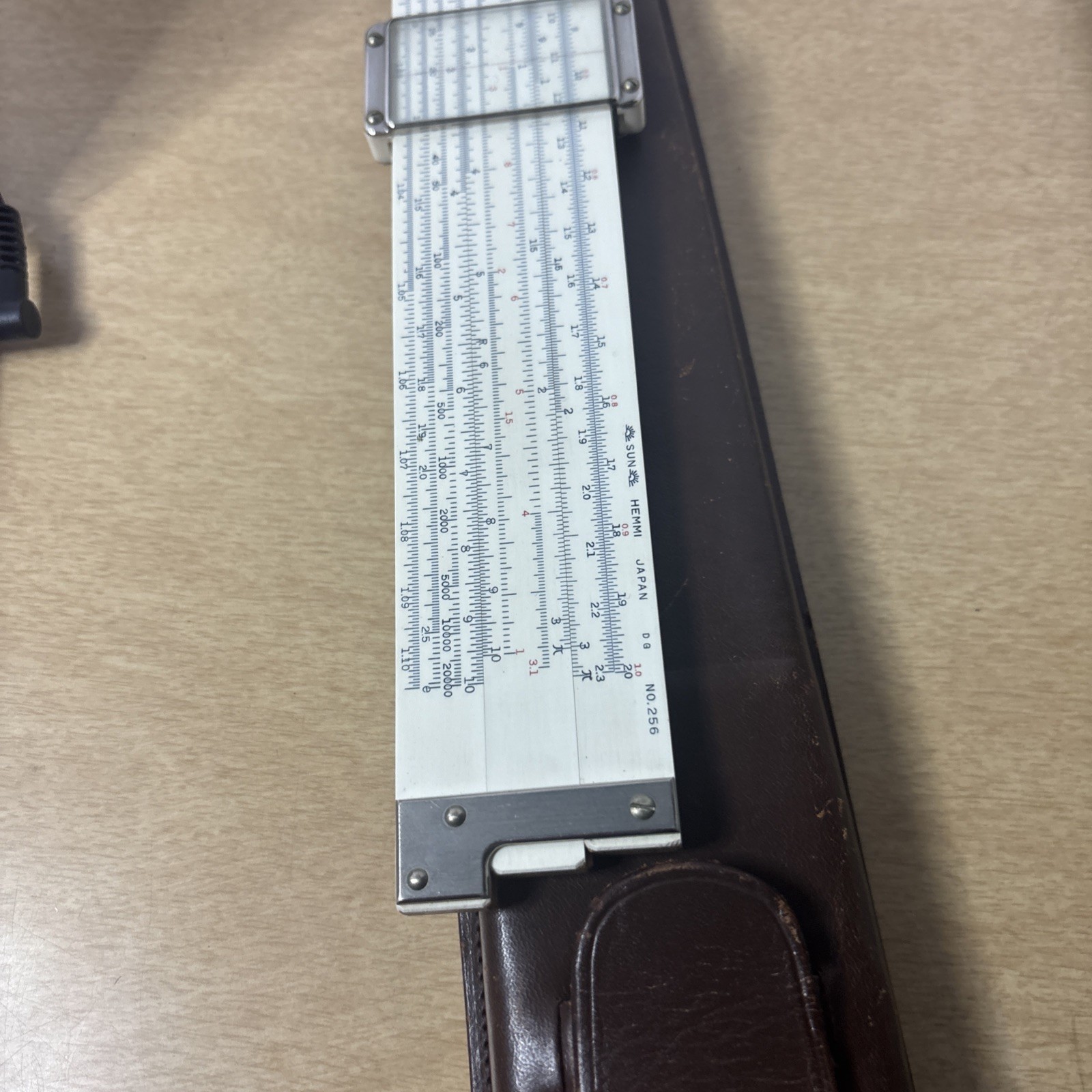 Sun Hemmi No. 256 Bambo Slide Rule Ruler Japan And Leather Case Sun Hemmi No. 256 Bambo Slide Rule Ruler Japan And Leather Case