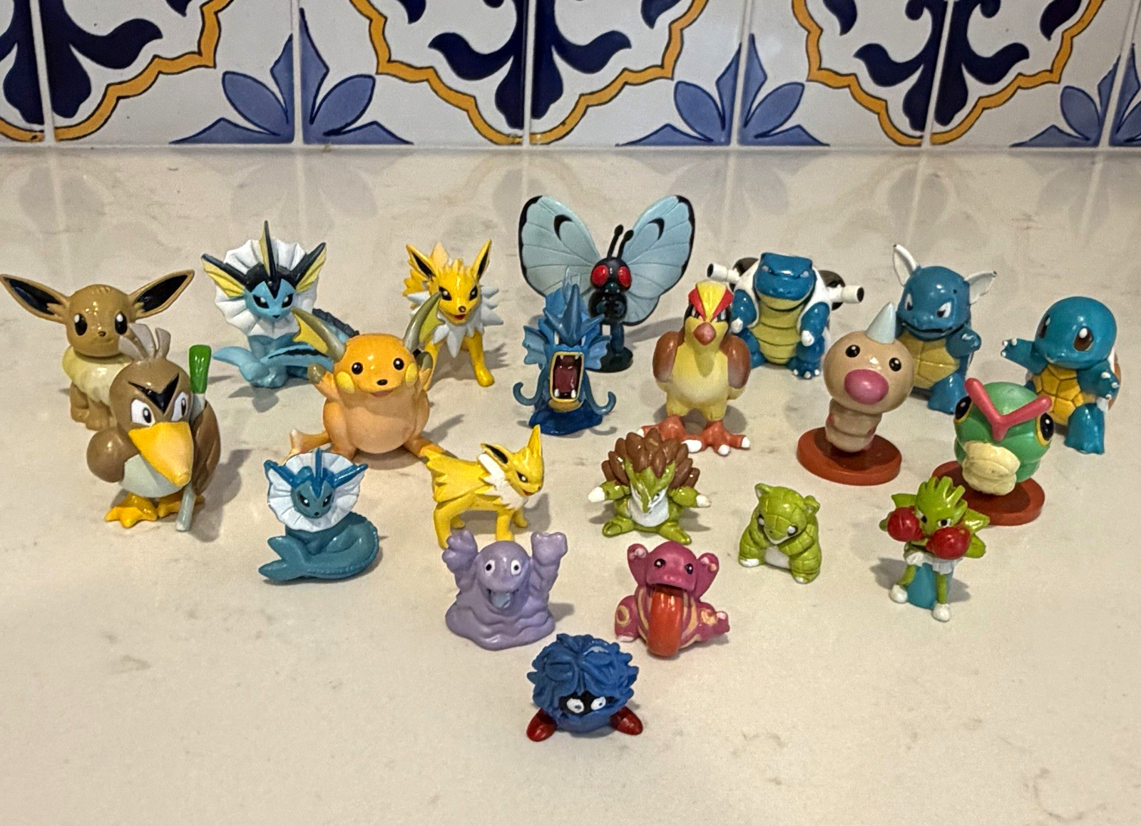 Pokémon Vintage 1999 Tomy Figure LOT of 21 - Eevee Blastoise Squirtle and MORE Pokémon Vintage 1999 Tomy Figure LOT of 21 - Eevee Blastoise Squirtle and MORE