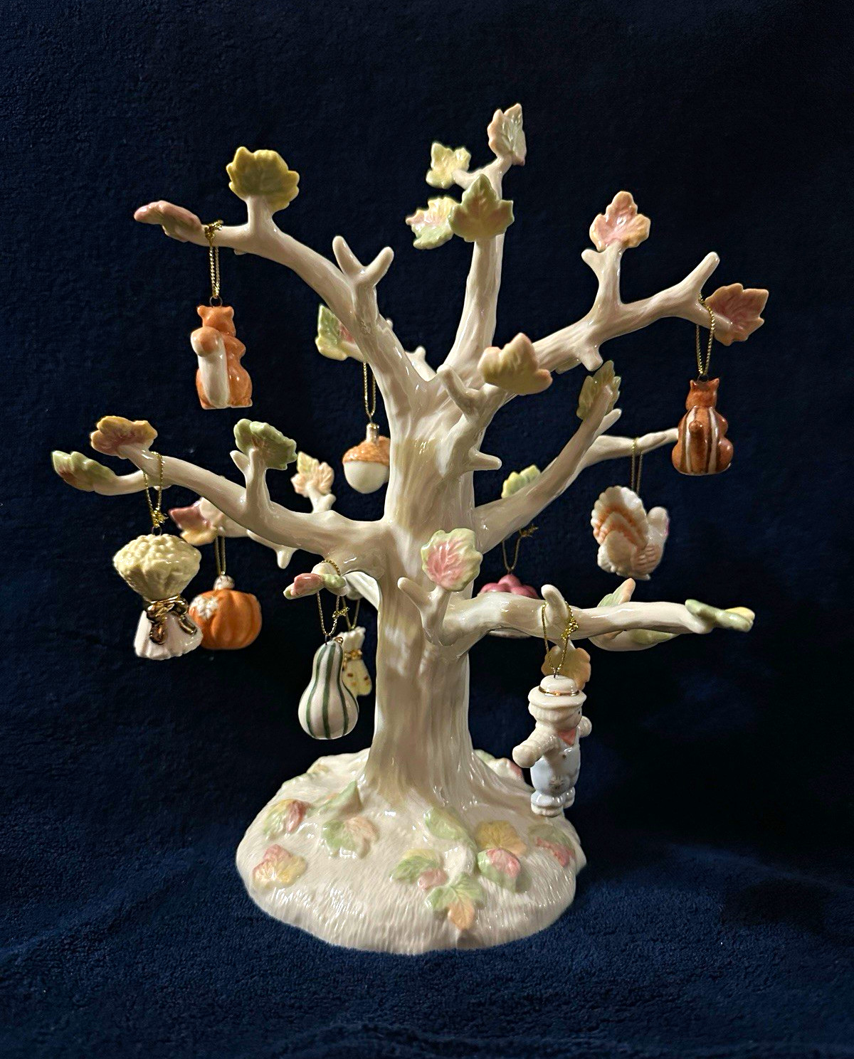 Lenox Autumn Delights Tree Ivory China Hanging Ornament 2005 - 10 Ornaments Lenox Autumn Delights Tree Ivory China Hanging Ornament 2005 - 10 Ornaments