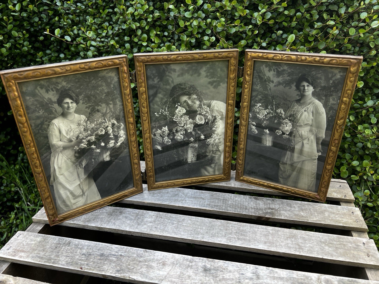 Antique Edwardian Ornate Triptych Portrait Wood Frame Hinged 1900s Trifold