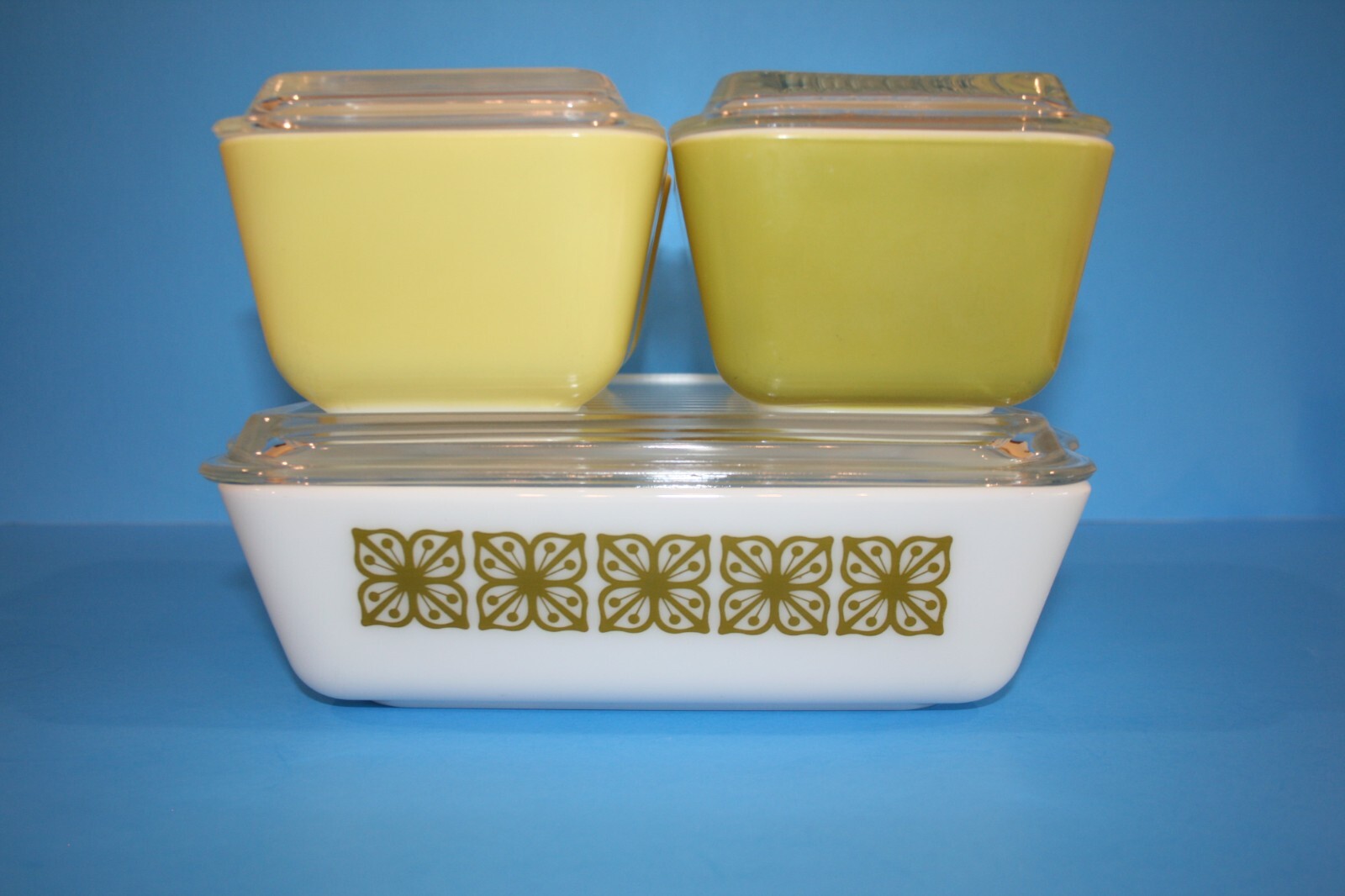 Vintage Pyrex VERDE/GREEN SQUARE FLOWER Refrigerator Dish Set - 8 Pc.