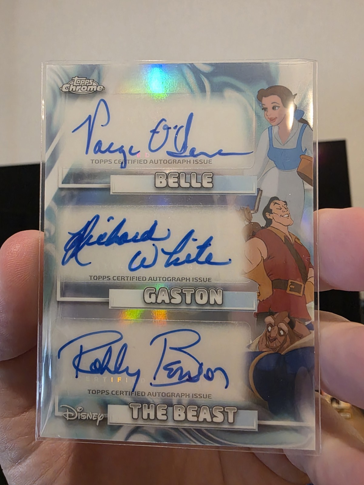Topps 2026 Disney Chrome TR-OWB Chrome Card Triple Autograph Belle Gaston Topps 2026 Disney Chrome TR-OWB Chrome Card Triple Autograph Belle Gaston