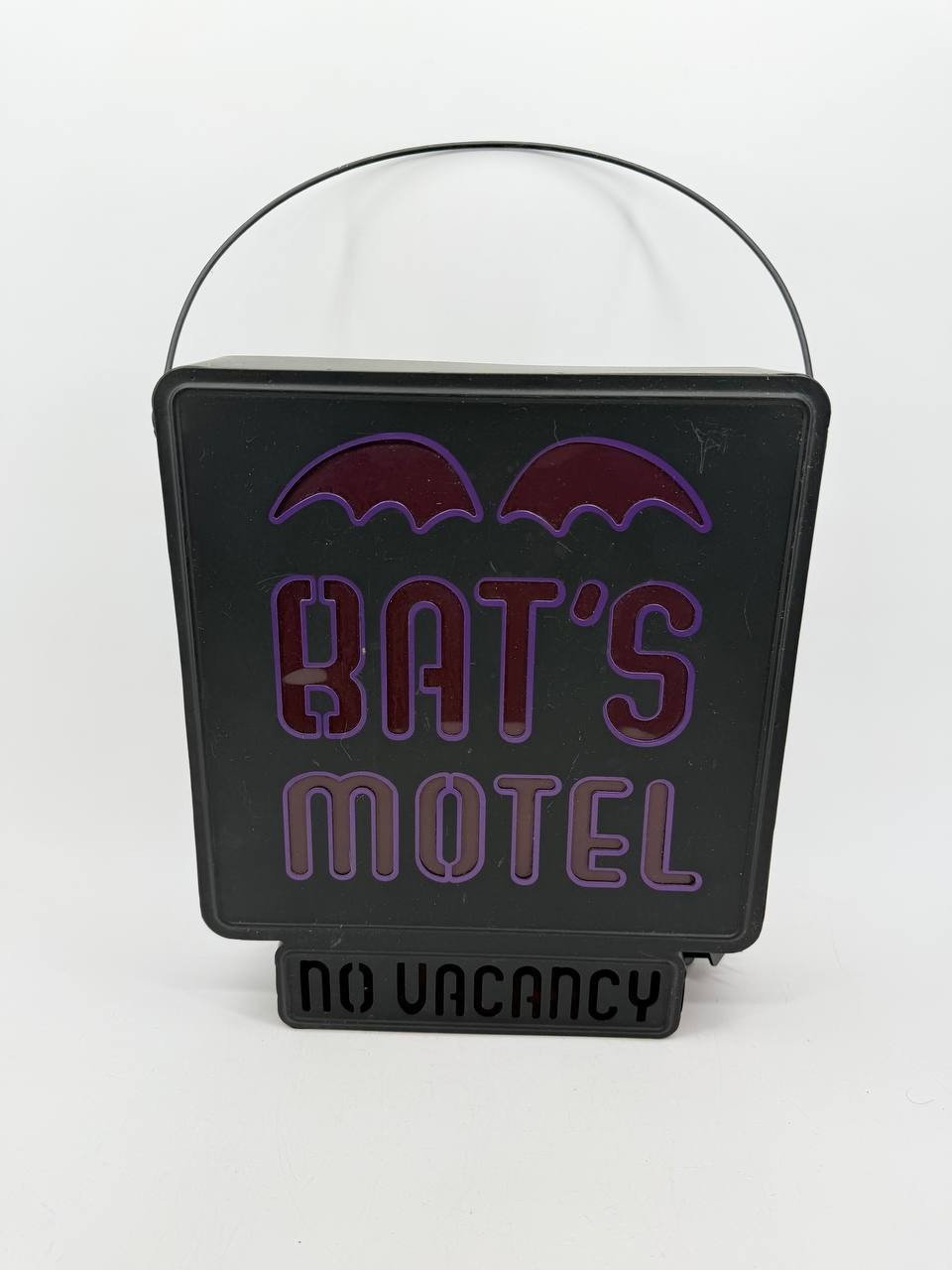 Halloween Bat\'s Motel No Vacancy Lighted Metal Hanging Sign 2.20 lb Halloween Bat\'s Motel No Vacancy Lighted Metal Hanging Sign 2.20 lb