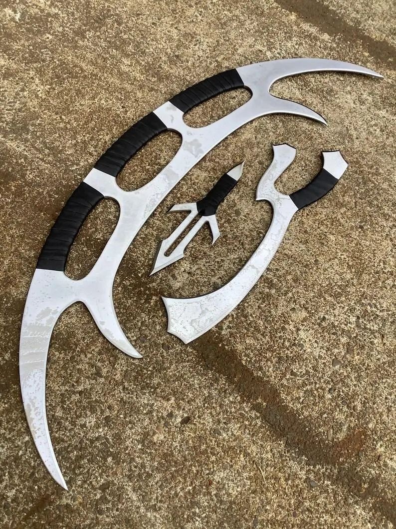 Klingon Bat’leth,Mek’leth & D’k Tahg Replica Set–Stainless Steel Cosplay Display Klingon Bat’leth,Mek’leth & D’k Tahg Replica Set–Stainless Steel Cosplay Display