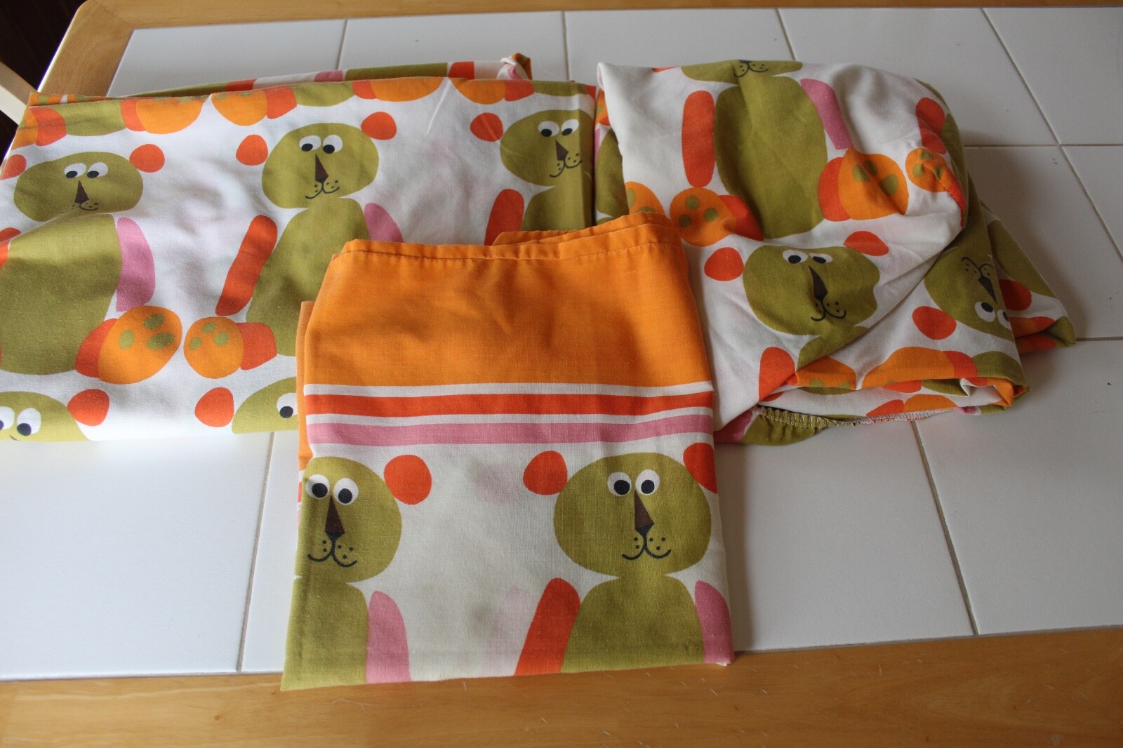 VTG 60'S MID CENTURY PACIFIC USA SCUDA BEAR TWIN SHEET SET FITTED FLAT PILLOWCAS VTG 60'S MID CENTURY PACIFIC USA SCUDA BEAR TWIN SHEET SET FITTED FLAT PILLOWCAS
