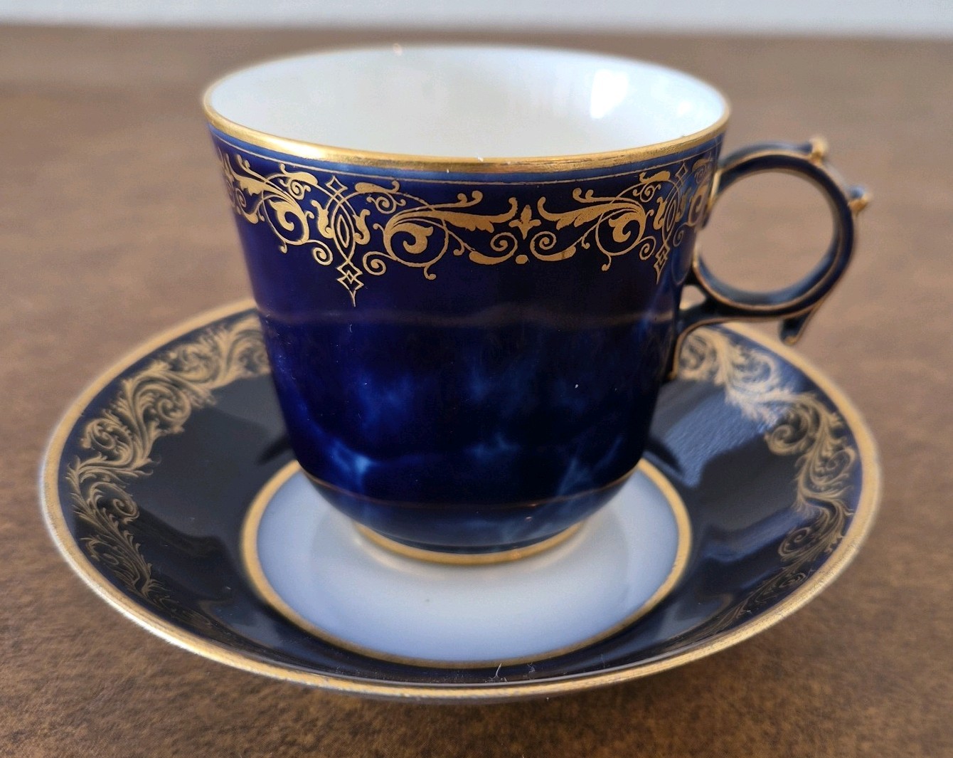 Antique Sèvres Porcelain Cup Saucer Bleu de Sèvres Cobalt Gold Gilt 1865/1872 Antique Sèvres Porcelain Cup Saucer Bleu de Sèvres Cobalt Gold Gilt 1865/1872