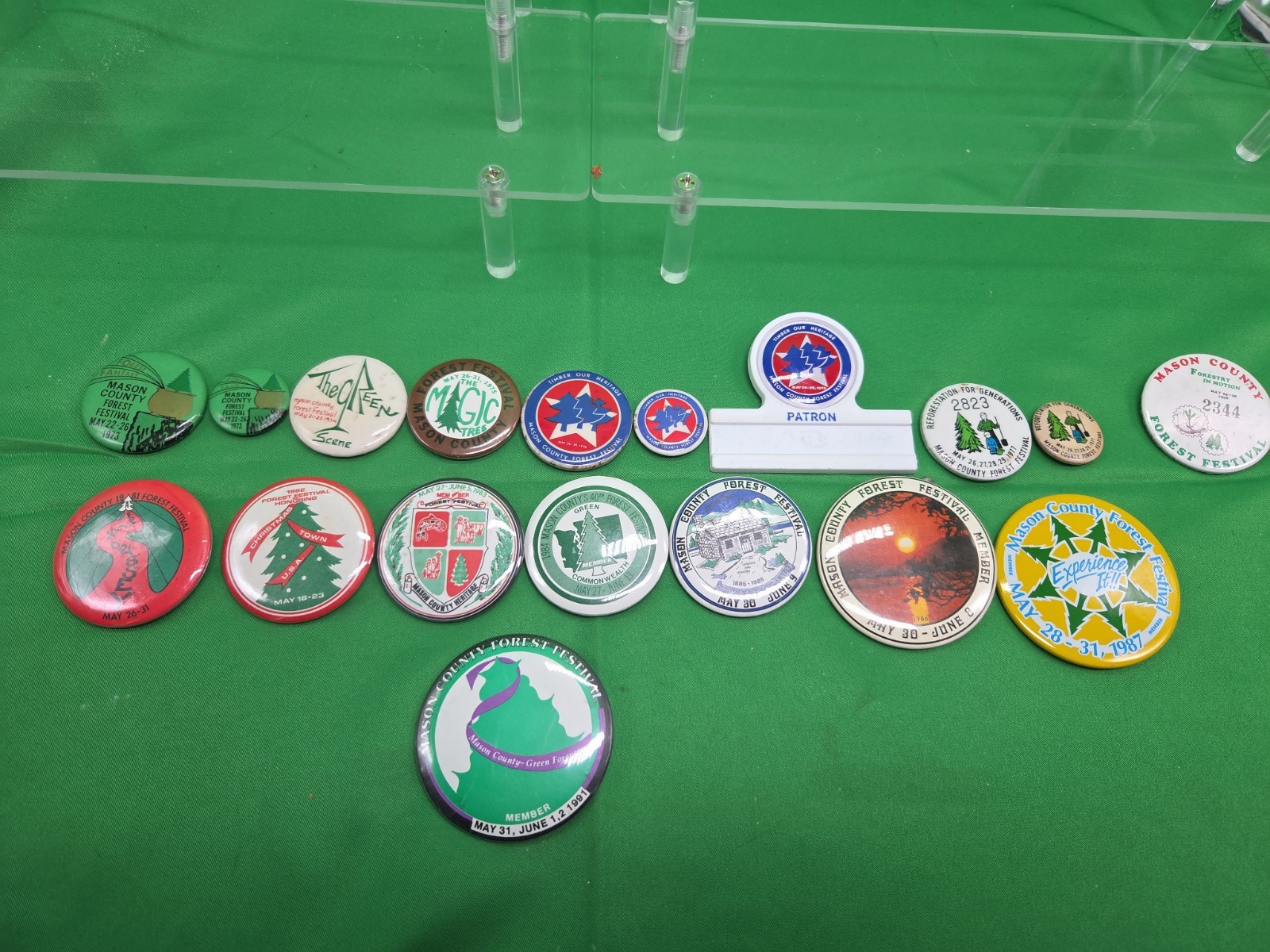 Mason County Forest Festival Pinback 18 Button Lot Shelton Washington Pin Vtg. Mason County Forest Festival Pinback 18 Button Lot Shelton Washington Pin Vtg.