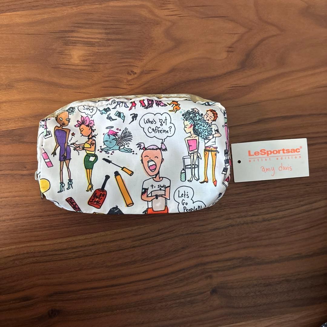 LeSportsac pouch illustration pattern